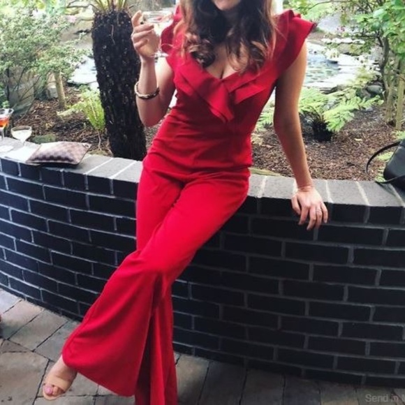 Gorgeous Red Jumper -- L - Picture 1 of 4